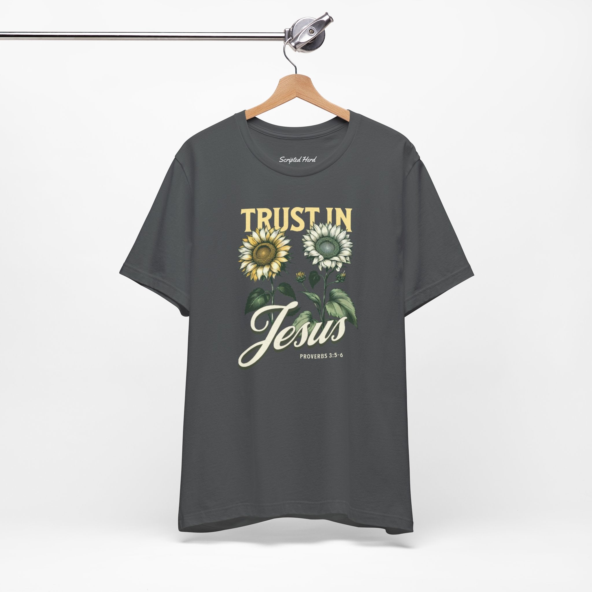 Trust In Jesus | Women's Tee
